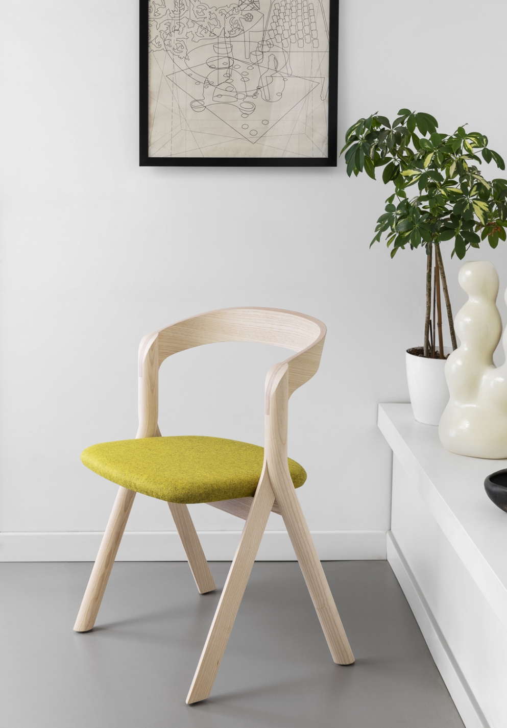 Sedia Diverge di Miniforms con seduta colorata